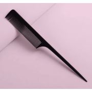 Расческа для волос Queen Fair с хвостиком 21*2,5см.
